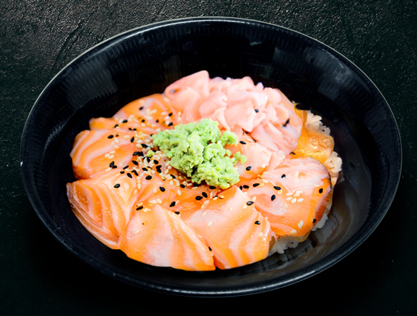 chirashi-saumon-restaurant-japonais-saint-brieuc-commander-sur-place-a-emporter